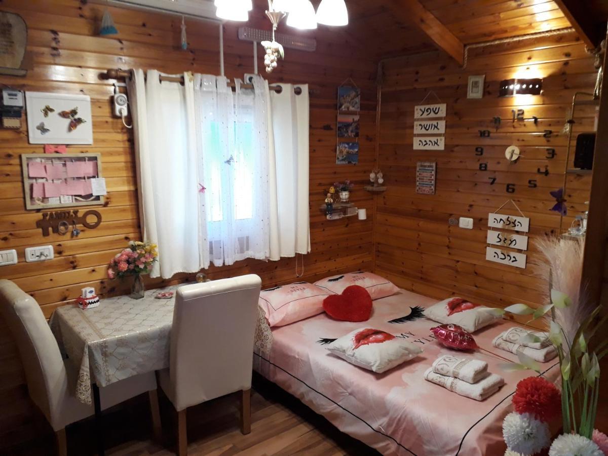 Appartement Happiness Zimmer צימר האושר - גם לציבור הדתי à Nahariya Extérieur photo